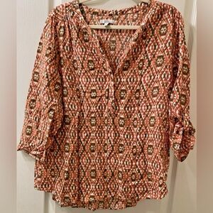 Relaxed V Neck 3/4 Sleeve Blouse